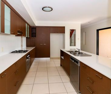 5 Lakeside Court,WINDAROO - Photo 2