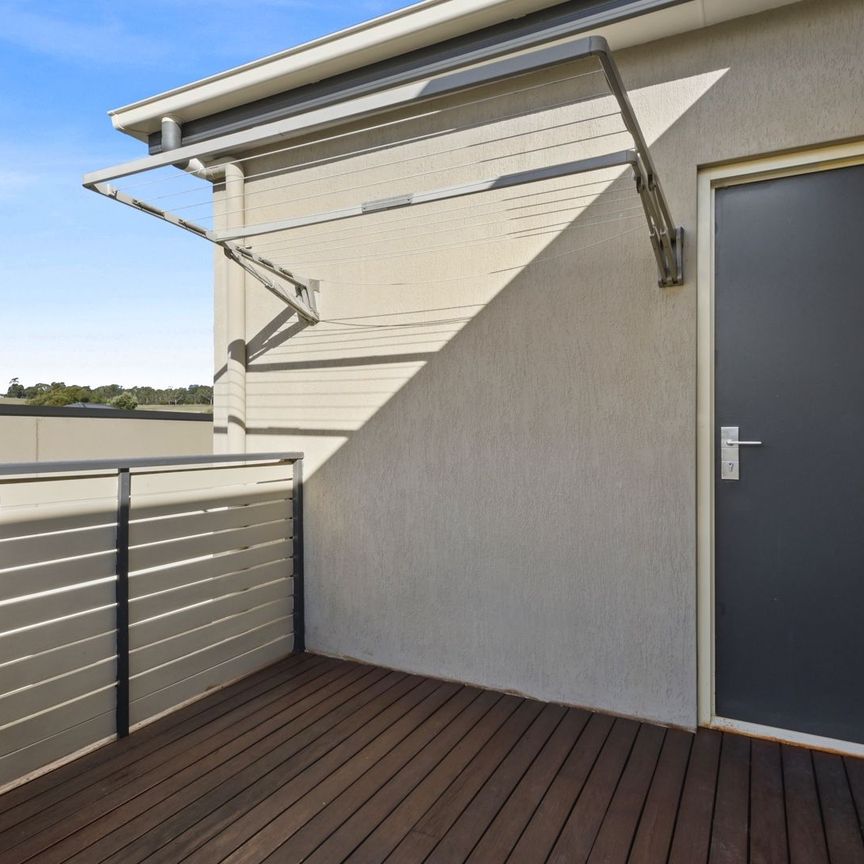 42 Richings Drive, Youngtown - Photo 1