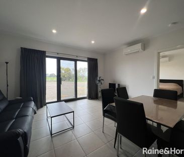 Immaculate Fully Furnished Unit - Photo 2