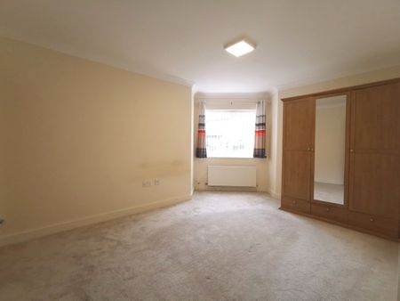 Lower Parkstone, Richmond Road, BH14 0BU, Poole - Photo 4