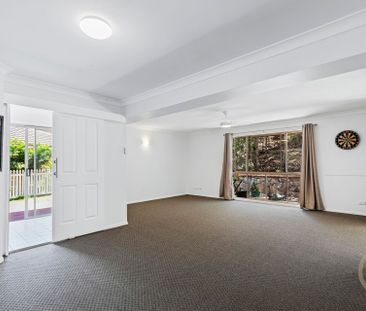 Spacious Family Home for Rent in Ferny Grove - Photo 4