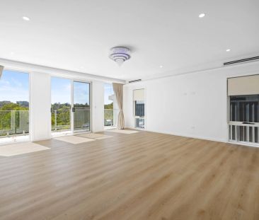 Brand New Luxury Home in a Prime Thornleigh Location - Photo 4