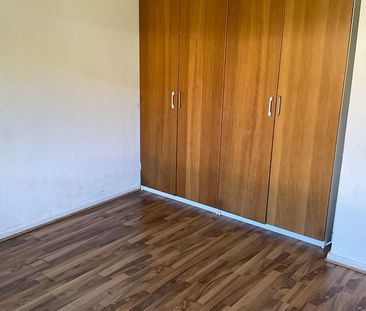 2 Bed Flat, Lane End Croft, LS17 - Photo 1