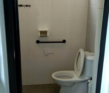 Blk 731 Clementi West Street 2 (Clementi), HDB 3 Rooms - For Rent - Photo 3
