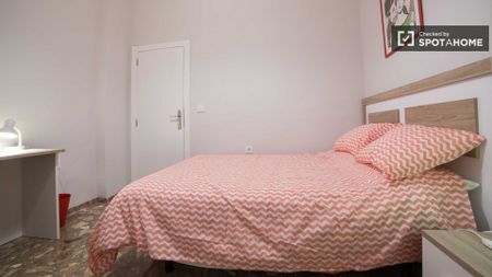 valencia, Valencian Community 46004 - Photo 5