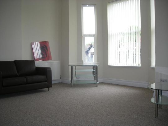 3 bedroom apartment to rent - Photo 1