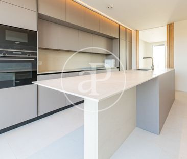 Triplex penthouse for rent in La Finca - Photo 3