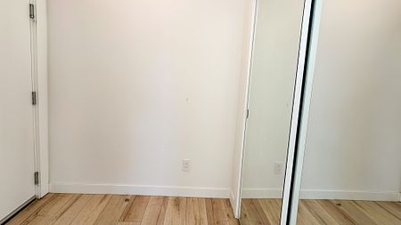 2 Story Condo For Rent In University District! - Photo 4