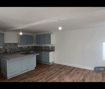 4 bedroom end of terrace house to rent - Photo 5