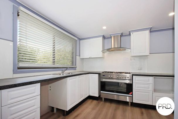 2 BEDROOM HOME WITH GREAT SIZE YARD! - Photo 1