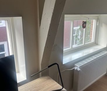 Te huur: modern appartement in hartje Den Haag - Photo 3