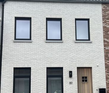 Woning te huur in Maaseik voor € 1.250 met 3 slaapkamers - Photo 1