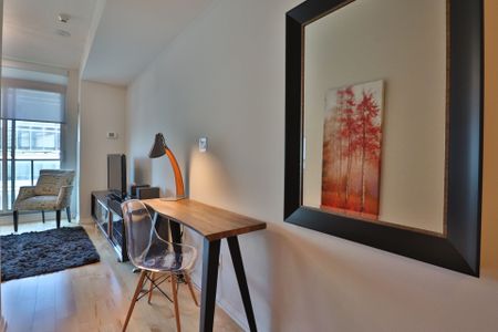 For Lease - 65 Bremner Boulevard Unit# 3807, Toronto, Ontario - Photo 2