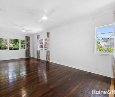 11 Atthow Avenue, Ashgrove, QLD 4060 - Photo 4