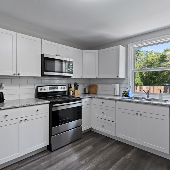 For Lease - 9 Merigold Street Unit# 1, St. Catharines, Ontario - Photo 1