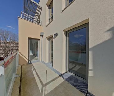Location Appartement 4 pièces 93m² POITIERS 86000 - Photo 6