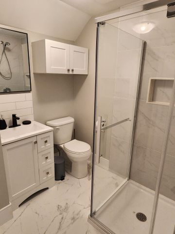 For Lease - 425 Cobblehill Drive Unit# Basement, Oshawa, Ontario - Photo 5