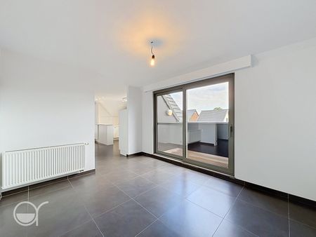 Appartement te huur in Bachte-Maria-Leerne met 2 slaapkamers - Photo 2
