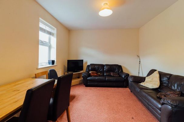 4 bedroom house to rent - Photo 1