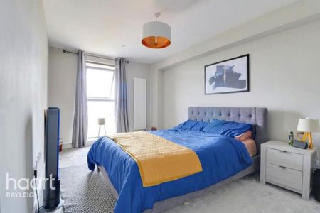 2 bedroom flat to rent - Photo 3