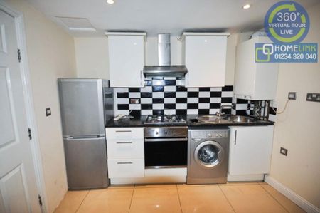 1 bedroom flat to rent - Photo 4