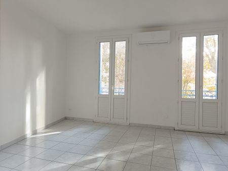 Location Appartement 2 pièces 42m² NARBONNE 11100 - Photo 2