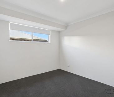 Duel key duplex home - Photo 4