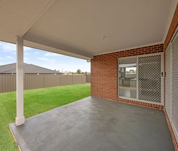 39 Apex Street, Gillieston Heights, NSW 2321 - Photo 5