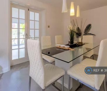 4 bedroom detached house to rent - Photo 6