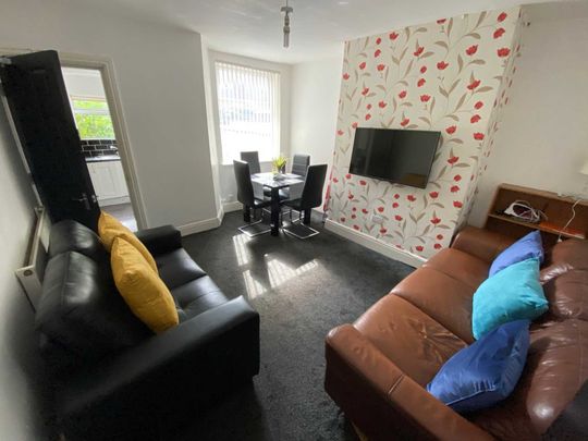 Mildred Street, Salford - Photo 1