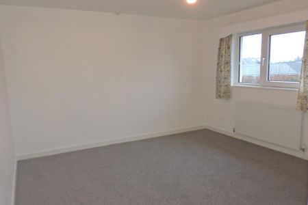 3 bedroom detached house to rent - Photo 3