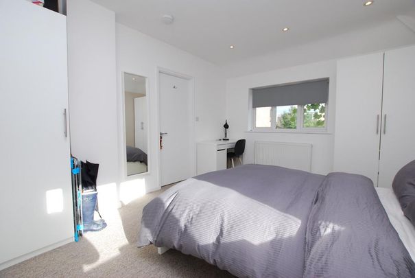 1 bedroom house of multiple occupation to rent - Photo 1