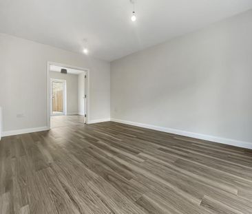 5 bedroom semi-detached house to rent - Photo 1