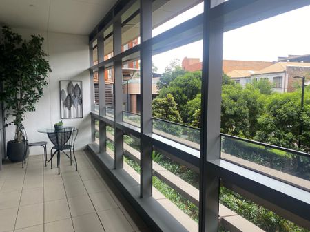 Chippendale - Photo 5