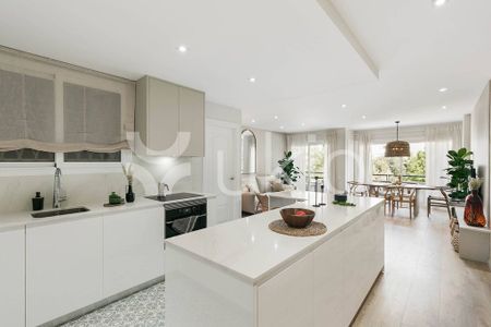 3 room luxury Apartment for rent in Barcelona, Spain - Photo 5