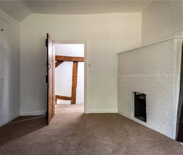 4 bedroom detached house to rent - Photo 2