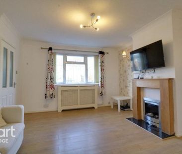 4 bedroom semi-detached house to rent - Photo 1