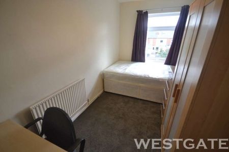 3 Bed - Blenheim Gardens, Reading - Photo 4