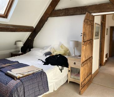 4 bedroom detached house to rent - Photo 2
