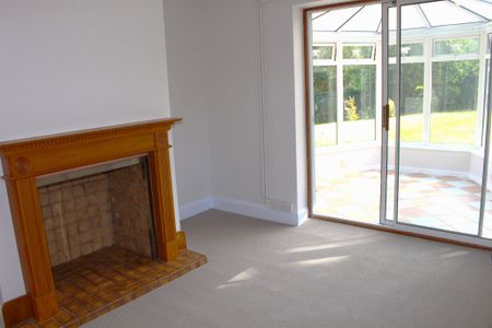 Charming Period Cottage TO LET In Holt - Photo 4