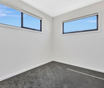 20 Angelina Terrace, Truganina VIC 3029 - Townhouse For Rent | Domain - Photo 2