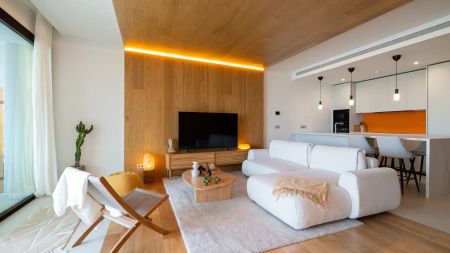 Apartamento de alquiler en Avenida 8 de Marzo, El Higuerón - Foto 2