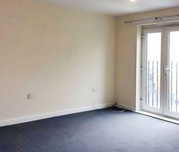 Clare Hill View, Huddersfield, HD1 - Photo 1