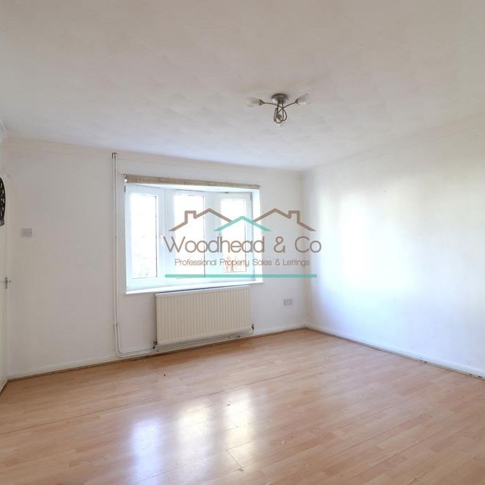 3 bedroom end of terrace house to rent - Photo 1