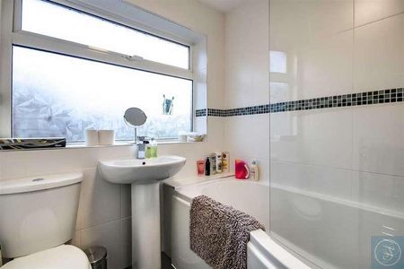 Primley Park Drive, Alwoodley, Leeds, LS17 - Photo 4