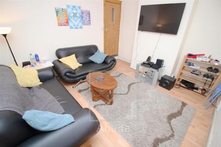 5 bedroom house to rent - Photo 4