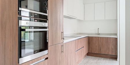 Appartement te huur in Brussel voor € 1.400 met 2 slaapkamers - Photo 5