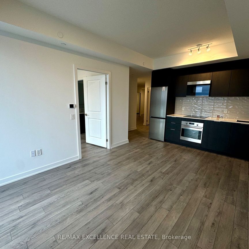 For Lease - 15 Skyridge Drive Unit# 813, Brampton, Ontario - Photo 1