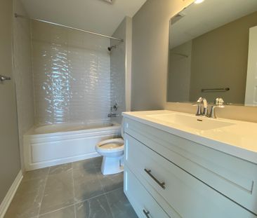 For Lease - 95 Dundas Street Unit# 106, Oakville, Ontario - Photo 6