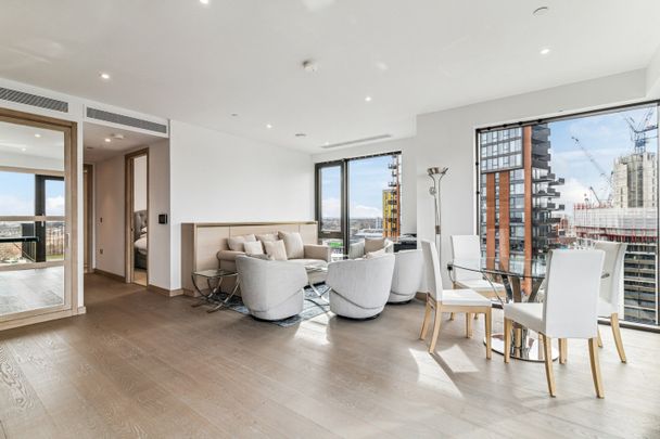 2 Bed Flat, Viaduct Gardens, SW11 - Photo 1